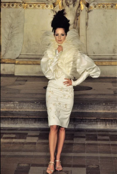 Look 17